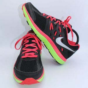 Nike Women's Dual Fusion Lite Running Shoes